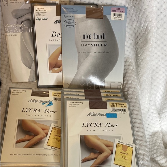 Nice Touch Vintage pantyhose bundle - Picture 1 of 11